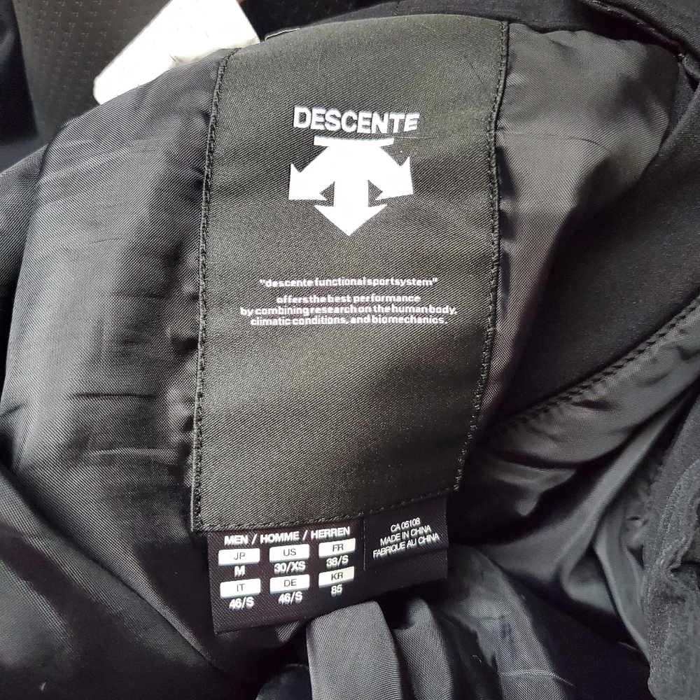 Descente Comoro Insulated Black Ski Pant - Picture 11 of 13